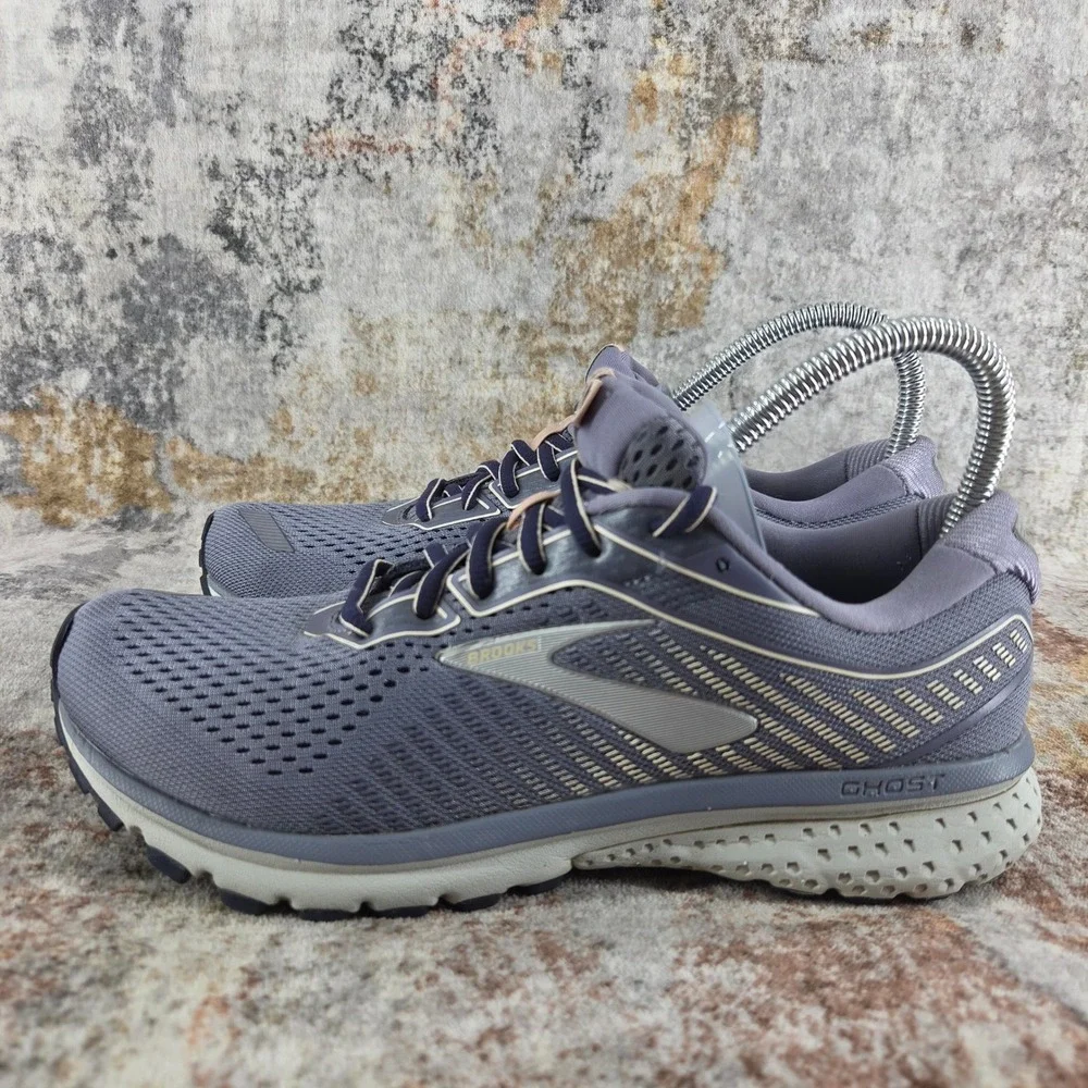 Brooks Ghost 12 Running Shoes Womens  8.5D Purple Low Top Lace Up Sneakers